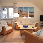 Am Elchgrund Am Elchgrund 7 7 *