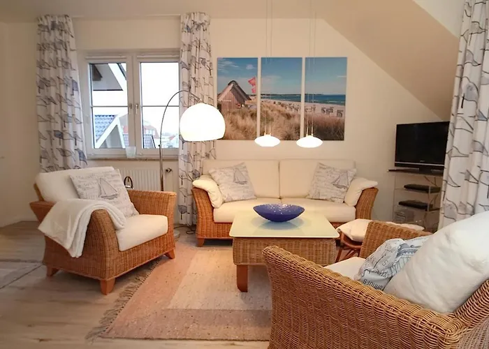 Am Elchgrund Am Elchgrund 7 7 *