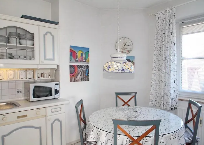 Am Elchgrund Am Elchgrund 7 7 *